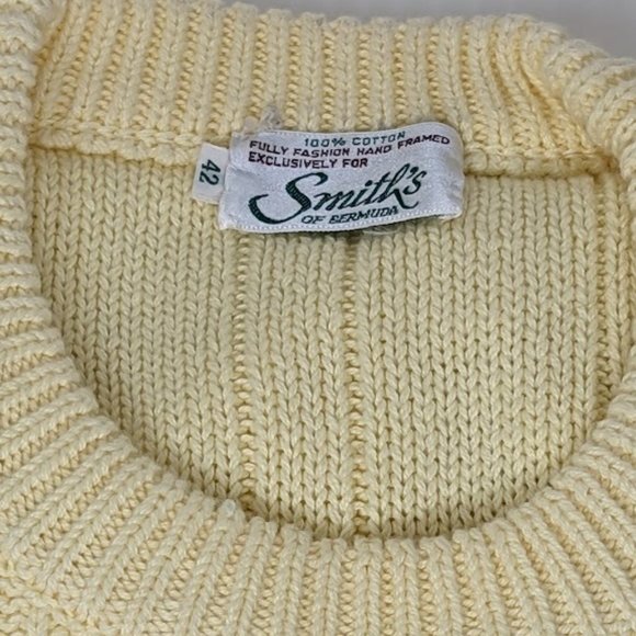 Beautiful hand framed cable knit sweater 42